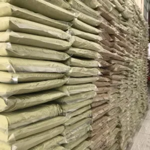 Lots of Kratom in 1kg bags.