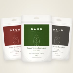 DAUN Premium Kratom 50 g pouches in Super Green, Super Red and Super White